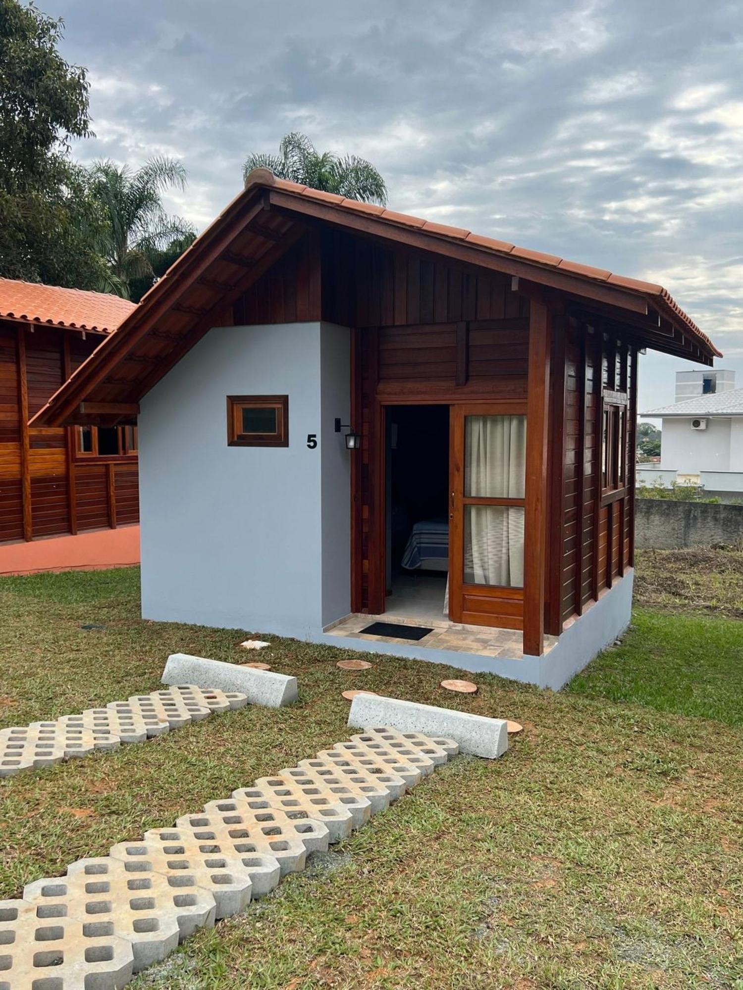 Verde & Mar Chales Penha  Exterior photo